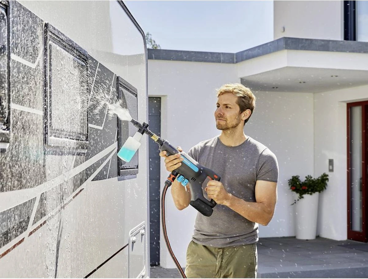 GARDENA - Accu Medium Drukreiniger - AquaClean - 24/18 V P4A - Kant-en-klare Set - Afbeelding 7